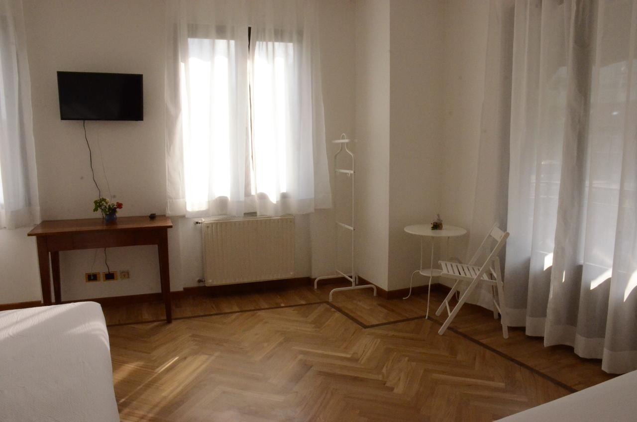 Locanda Dal Barba Villa Lagarina Eksteriør billede